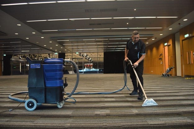 Essential Steps for Effective Commercial Carpet Cleaning